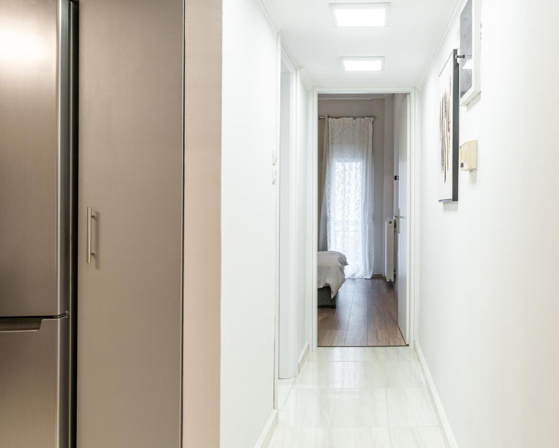 Spacious 2Bd Apt Next To Metro Atina Dış mekan fotoğraf